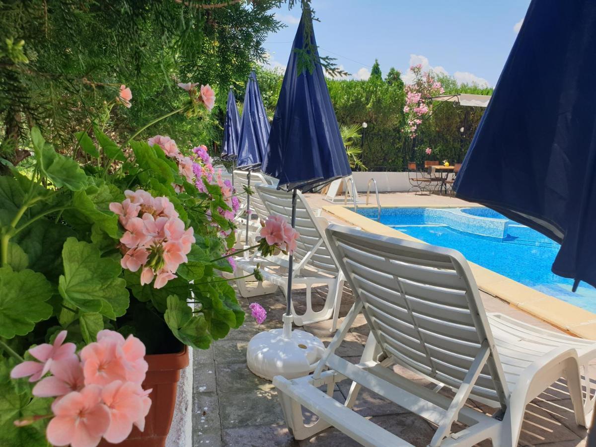 Hotel Feniks Лозенец Экстерьер фото