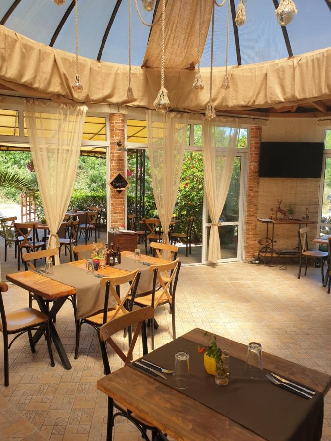 Hotel Feniks Лозенец Экстерьер фото