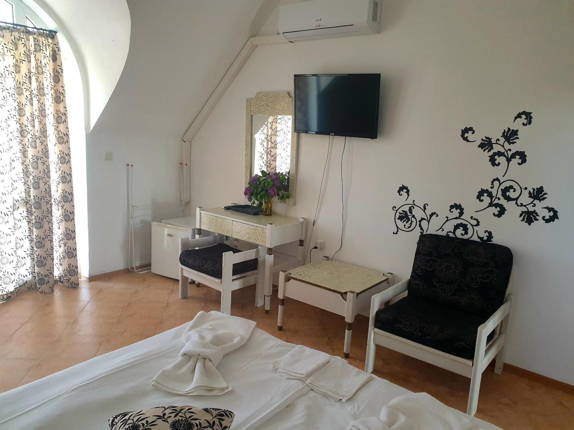 Hotel Feniks Лозенец Экстерьер фото