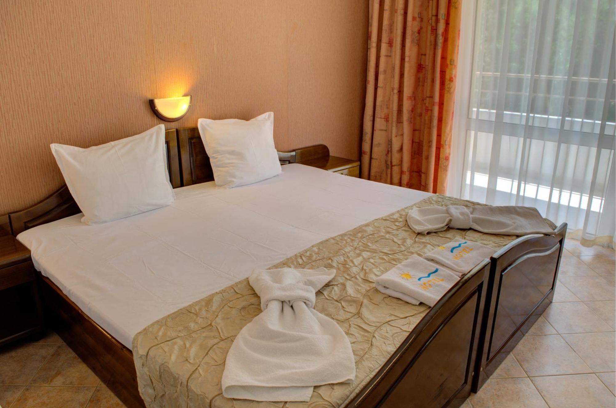 Hotel Feniks Лозенец Экстерьер фото